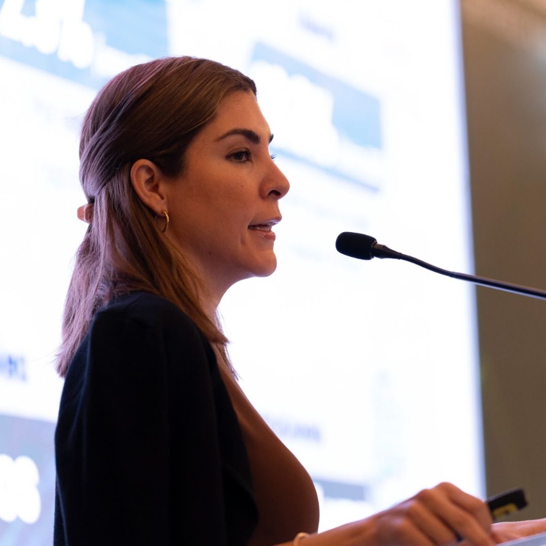 Cindy Blanco Asamblea AmCham GDL