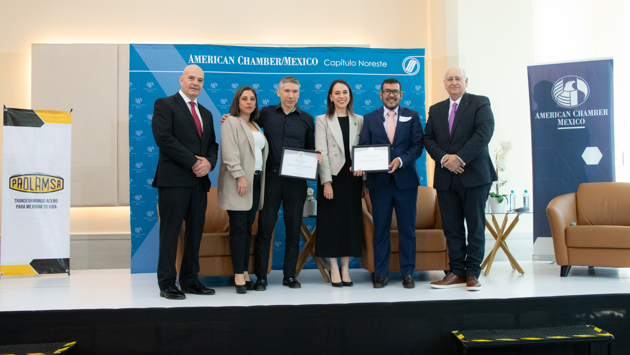 AMERICAN CHAMBER (2025-05-22) CONVERSATORIO ECONOMICO LABORAL, 24 GERARDO, IZDA, PABLO, GRACE, FEDERICO, FRANCISCO